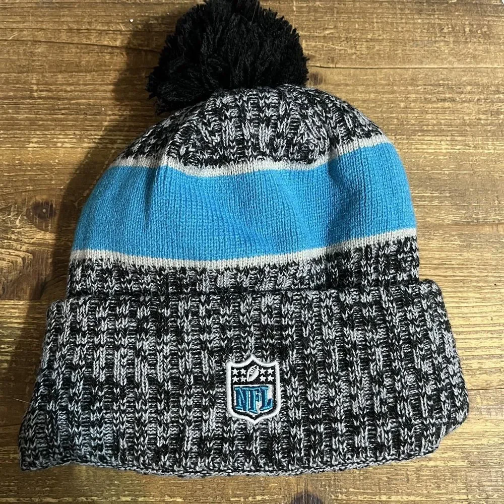 New Era Black Carolina Panthers Bannie Hat‎ Men's One Size Logo Cuffed Knit Pom